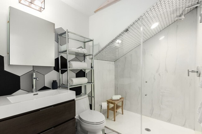 Photo - 71 Randolph St NE Unit SI FL1-ID1323858P