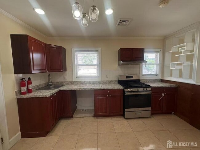Photo - 122 S Lincoln Ave