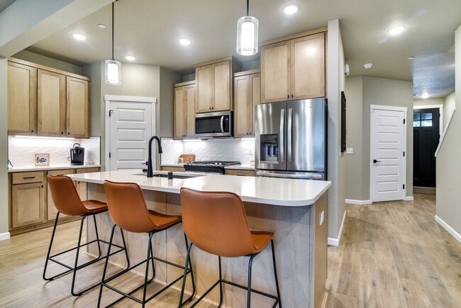 Photo - 6816 NE 131st Way Unit SI FL1-ID1546002P
