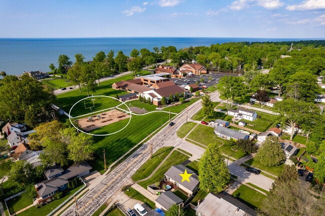 Photo - 126 Beachwood Ave Unit ID1075772P