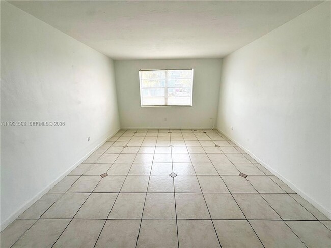 Photo - 1350 NE 119th St Unit 135003