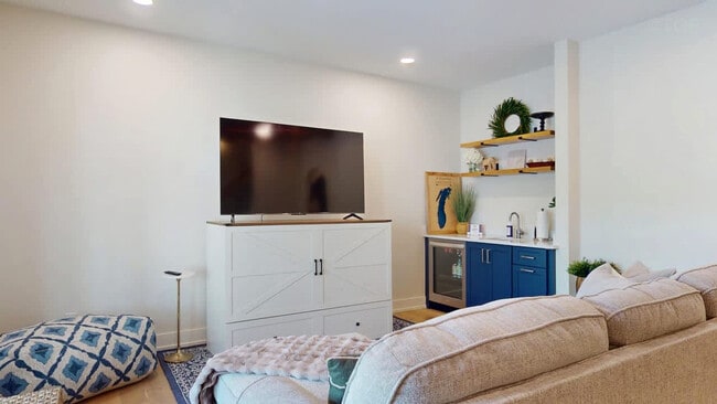 Photo - 16023 Goodwin Ave Unit SI ID1583707P