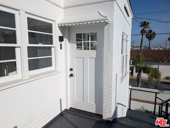 Building Photo - 1147 24th St