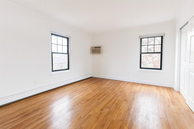 Photo - Museum Commons