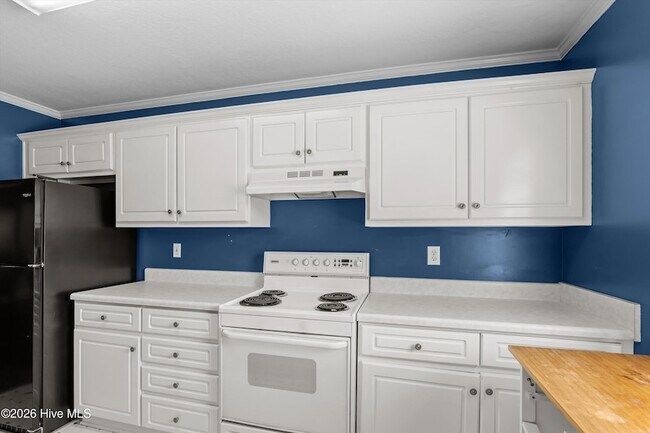 Photo - 113 Brittany Way