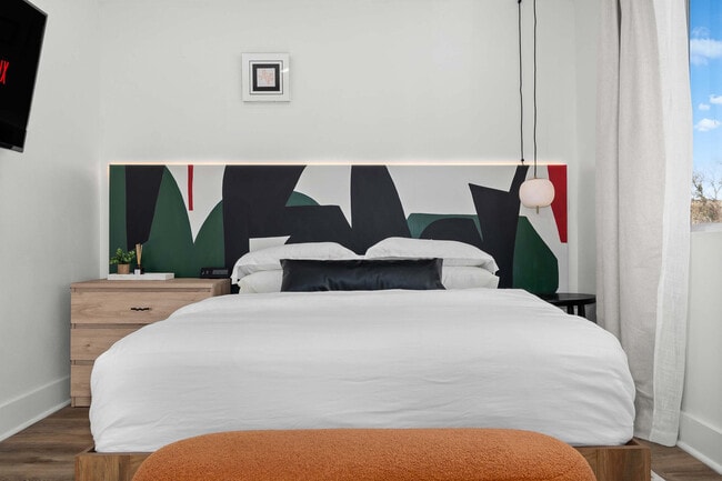 Photo - 1516 N Peak St Unit ID1044686P