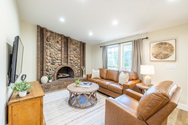 Building Photo - 3588 Bengal Blvd Unit SI ID1471864P
