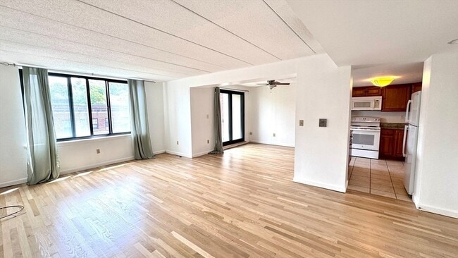 Photo - 85 Brainerd Rd Unit 404