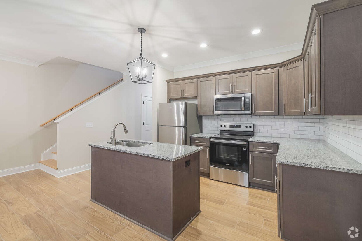 Floor Plan - 2 Beds, 2.5 Baths