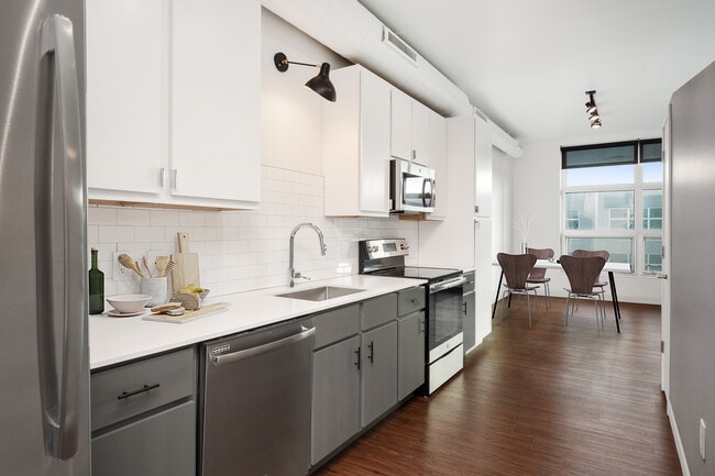 1 Bedroom Newstead: Kitchen - Metropolitan Flats