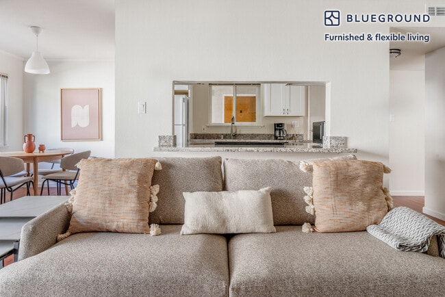 Photo - 837 Cowper St Unit FL2-ID1289