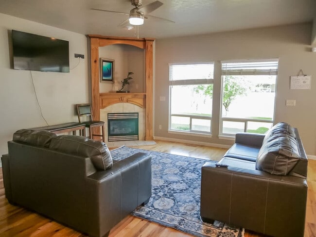 Photo - 151 Cub St W Unit SI ID1460942P