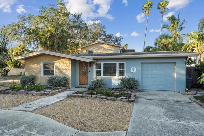 Photo - 284 44th Ave