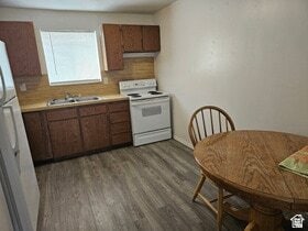 Photo - 215 N 400 W