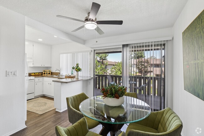 2BR, 1BA - 850SF - Dining Room - The Villager
