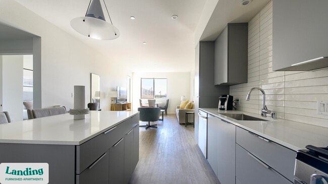 Photo - 9235 W Russell Rd Unit 213.1407249