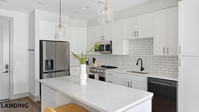 Photo - 1310 Hillside Ave Unit 405