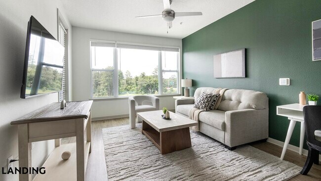 Building Photo - 7311 Baymeadows Way Unit 431
