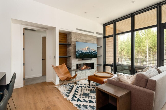 Photo - 4 Boathouse Way Unit ID1255720P