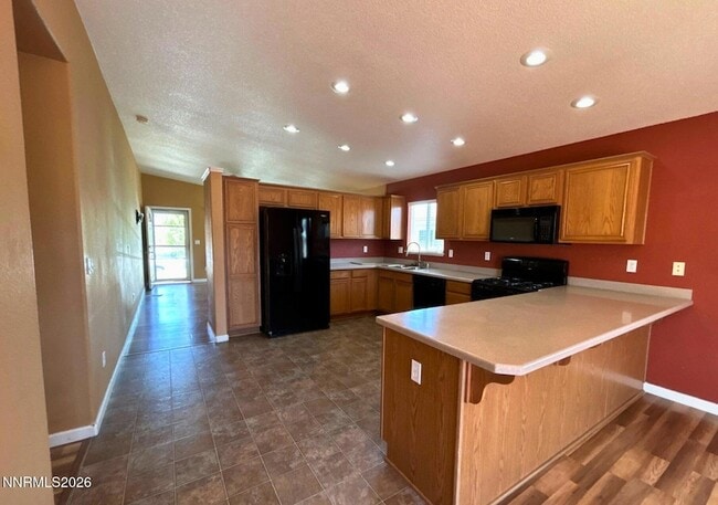Photo - 17630 White Tail Ct