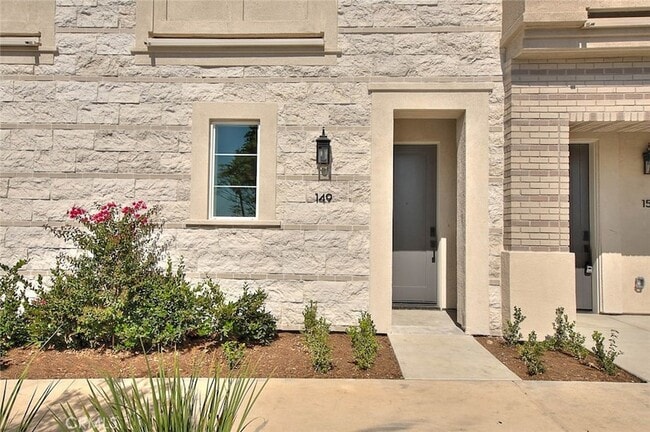 Photo - 149 N 1st Ave