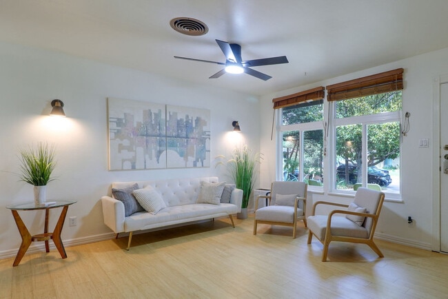 Photo - 6304 Peggy St Unit SI ID1605359P