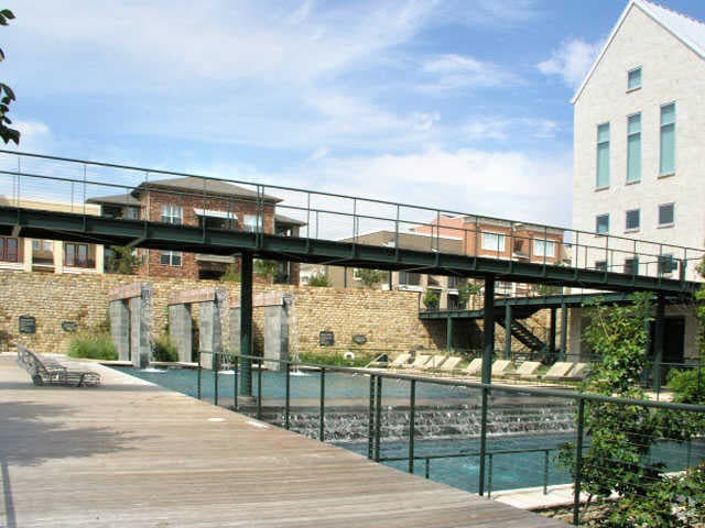 Sundeck - Thousand Oaks