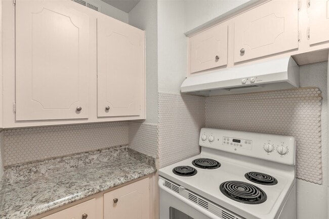 Photo - 2229 Mimosa Dr Unit 5