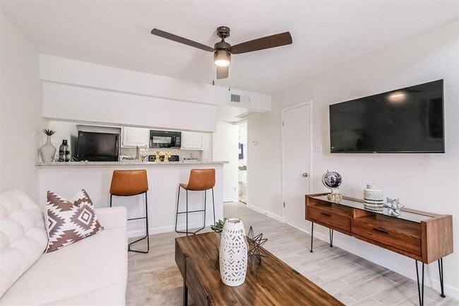 Photo - 8162 Richmond Ave. Unit 1803