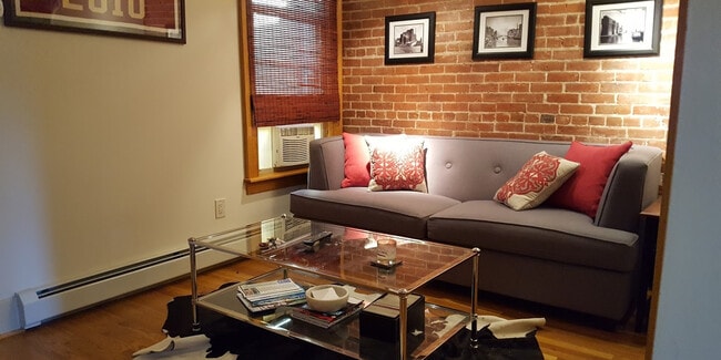 Photo - The Elmwood Village Apartments