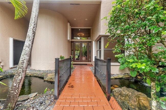 Photo - 10111 Vestal Ct