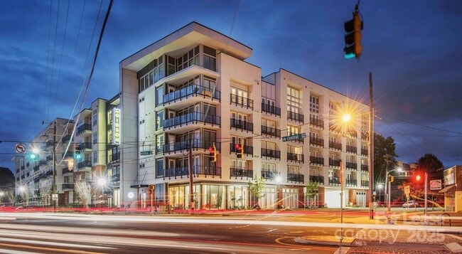 Building Photo - 1000 Central Ave Unit A5