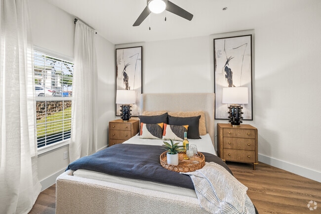 2BR, 2BA - 1,137SF - Primary Bedroom - Belmond Apartments