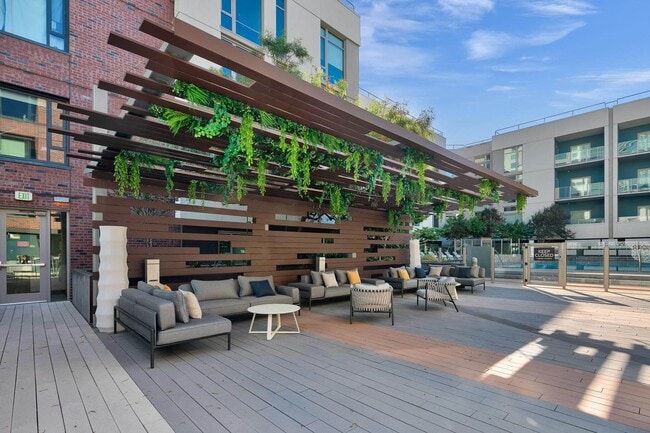 Photo - Channel Mission Bay