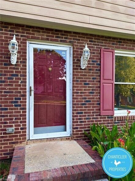 Photo - 6 Lord Foxley Ct