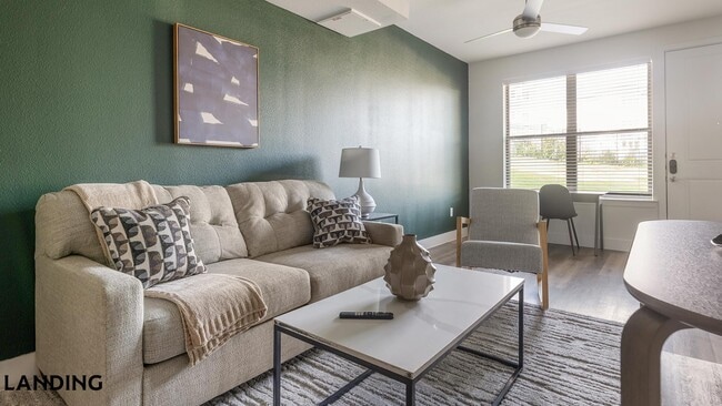 Building Photo - 6525 Ed Bluestein Blvd Unit 14104