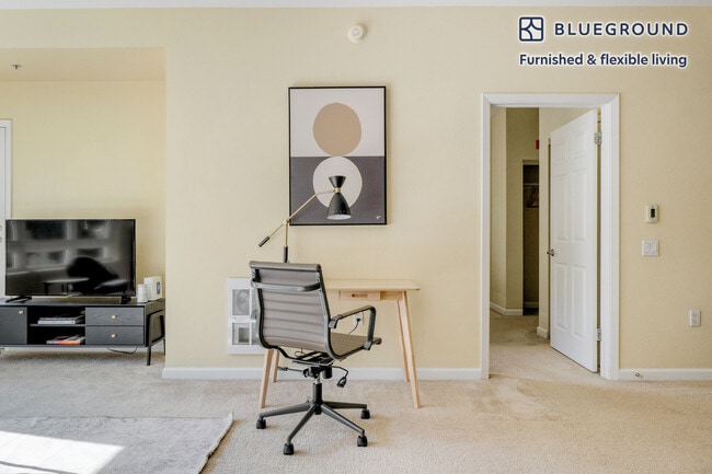 Photo - 853 Commodore Dr Unit FL2-ID1398