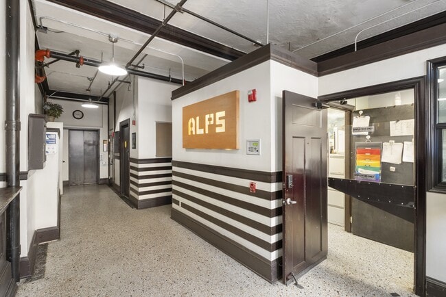 Front entryway - Alps Hotel