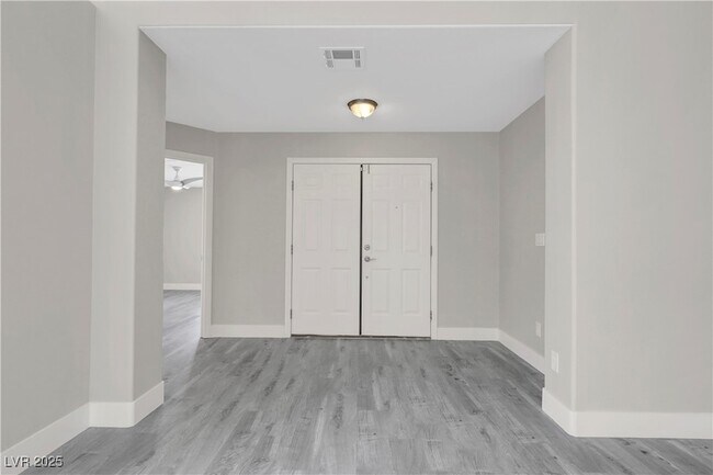 Photo - 7379 Majestic Bluff Pl