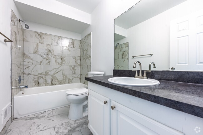 2BR, 1.5BA - 990SF - Full Bathroom - Timberlea Village