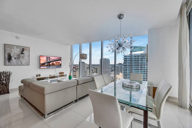 Photo - 485 Brickell Ave Unit SI ID1522104P