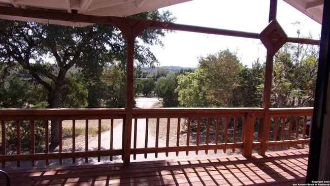 Photo - 252 Sir Winston Dr