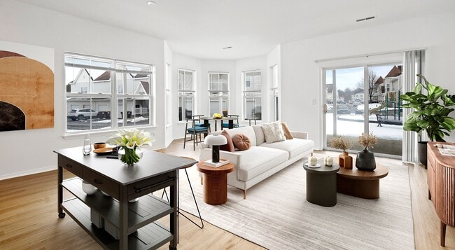 Building Photo - Kinwood Apartments