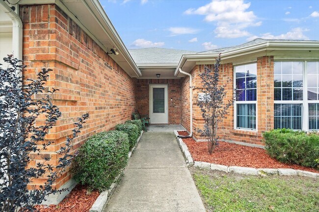 Photo - 2701 Redwood St