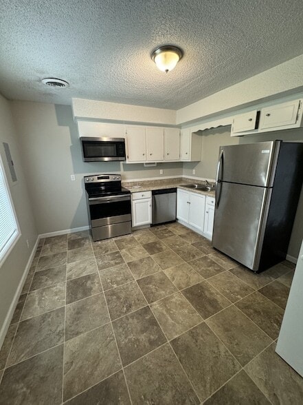 Photo - 179 Ingle Dr Unit B2