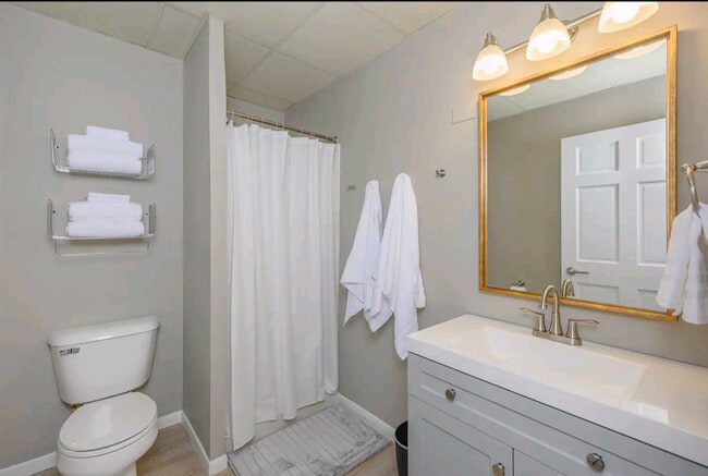 Photo - 532 W College Ave Unit ID1061654P