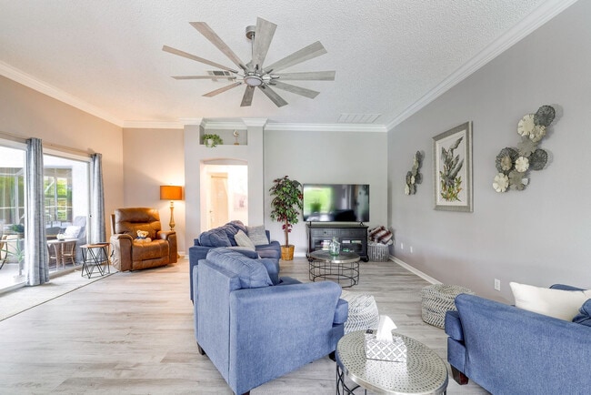 Building Photo - 1204 Rojas Pl Unit SI ID1628279P