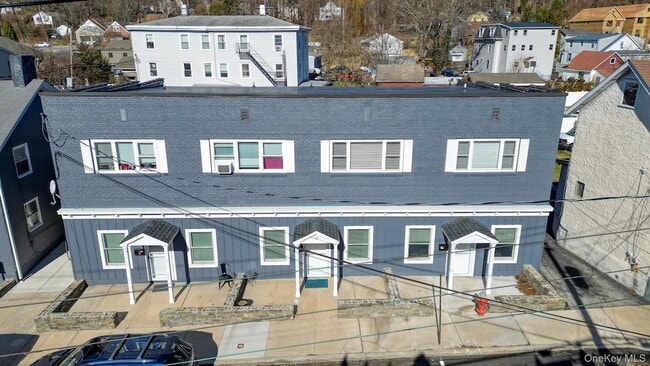 Photo - 197 Grand St Unit 1