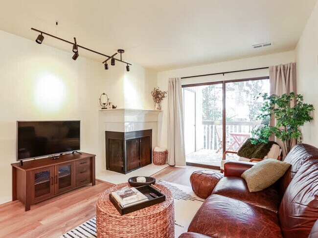 Photo - 10819 NE 37th Pl Unit SI ID1470523P