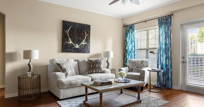 Photo - Claiborne Crossing Apartments